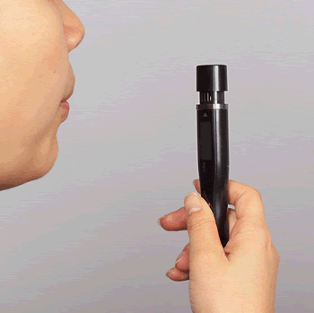 �A���R�[���`�F�b�J�[�E�A���R�[���Z���T�[�̓^�j�^��HC-213