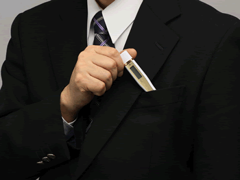 �A���R�[���`�F�b�J�[�E�A���R�[���Z���T�[�̓^�j�^��HC-213